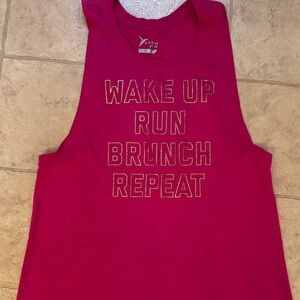 Old Navy Women's Fuchsia Muscle Tee